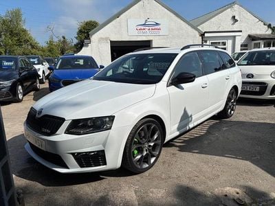 Begagnad Skoda Octavia vRS 2017 Vit Kombi