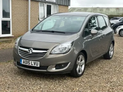 Używany Vauxhall Meriva 100 KM (73 kW) 2015 Brązowy Minivan