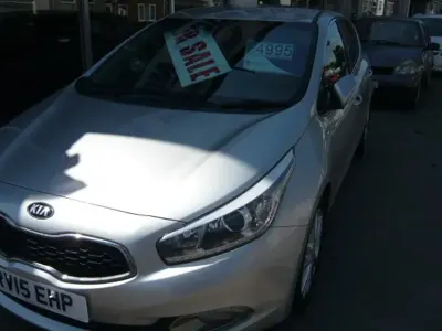 Used Kia Ceed 126 HP (92 kW) 2015 Silver Hatchback
