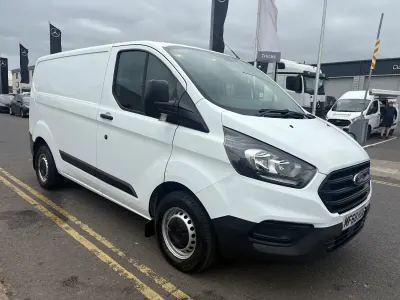 Used Ford Transit Custom 105 HP (77 kW) 2018 White Van