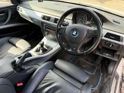 Used BMW 320 Sport Line 2011 White Sedan