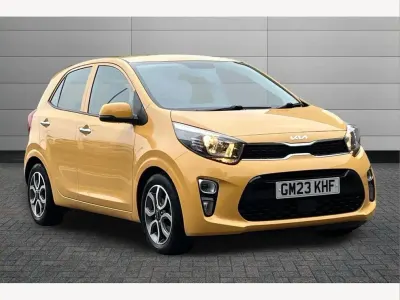 Used Kia Picanto 66 HP (48 kW) 2023 Yellow Hatchback