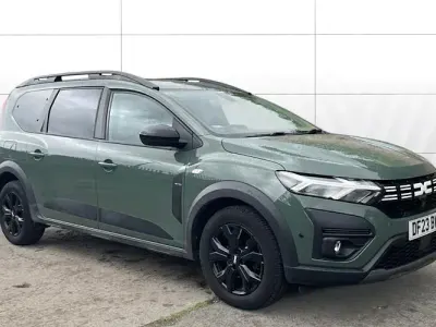 Used Dacia Jogger Extreme 110 HP (80 kW) 2023 Green MPV