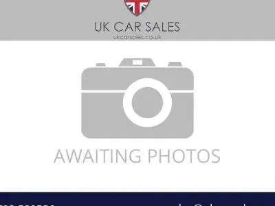 Used Vauxhall Viva 75 HP (55 kW) 2016 White Hatchback