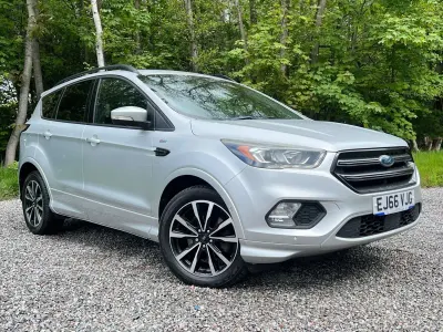 Begagnad Ford Kuga ST-Line 150 HK (110 kW) 2016 Silver SUV