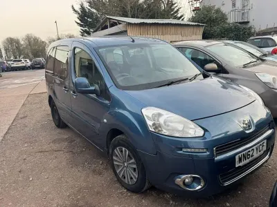 Used Peugeot TePee S 92 HP (67 kW) 2012 Estate