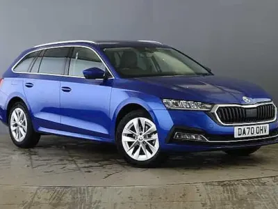 Used Skoda Octavia SE L First Edition 150 HP (110 kW) 2021 Race blue metallic Estate