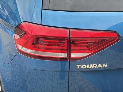 Used VW Touran R-line 148 HP (108 kW) 2020 Blue MPV