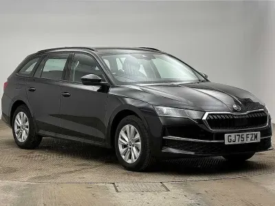 New Skoda Octavia SE Technology 85 HP (62 kW) 2025 Black magic pearl effect Estate