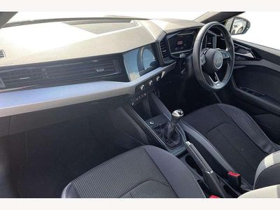 Used Audi A1 S-Line 108 HP (79 kW) 2022 White SUV