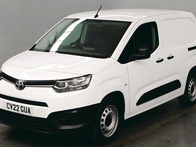 Used Toyota Proace Active 100 HP (73 kW) 2022 White MPV