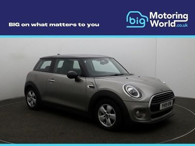 used Mini Cooper Hatch 1.5Classic Hatchback 3dr Petrol Manual Euro 6 (s/s) (136 ps) Bluetooth