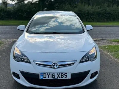 Used Vauxhall Astra GTC SRi 140 HP (102 kW) 2016 Coupe