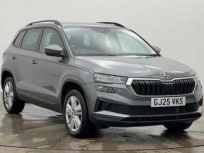Graphite grey metallic Used 2025 Skoda Karoq SE SUV | £22,995 (Good price)