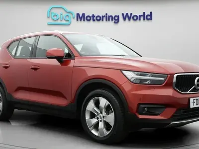 Used Volvo XC40 Momentum 150 HP (110 kW) 2020 SUV