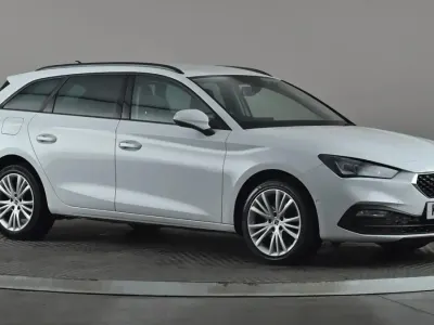 Begagnad Seat Leon SE Dynamic 115 HK (84 kW) 2022 Vit Kombi