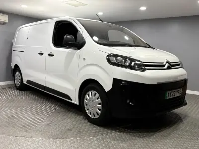 Used Citroën Dispatch 100 kW (136 HP) 2022 White MPV