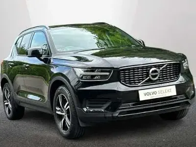 Usado Volvo XC40 R-Design 163 HP (119 kW) 2022 Preto SUV