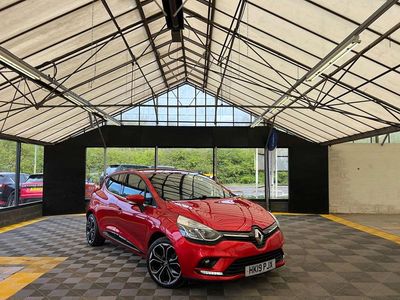 Used Renault Clio IV Iconic 2019 Red Hatchback