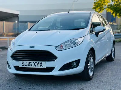 Used Ford Fiesta Zetec 2015 White Hatchback