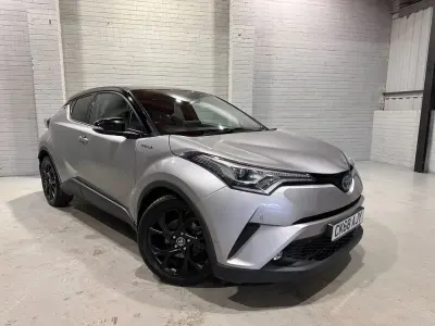 Second-hand Toyota C-HR 122 CP (89 kW) 2018 Argintiu SUV