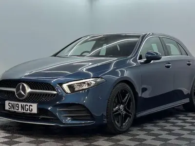 Usado Mercedes A220 AMG Line Premium 190 HP (139 kW) 2019 Azul Citadino