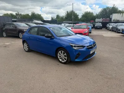Używany Vauxhall Corsa Edition 2022 Niebieski Hatchback