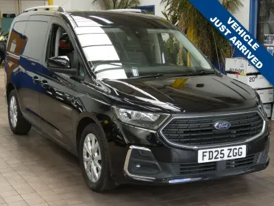Used Ford Grand Tourneo Connect Titanium 122 HP (89 kW) 2025 Black MPV
