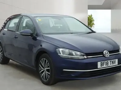Begagnad VW Golf VII SE 115 HK (84 kW) 2018 Blå Halvkombi