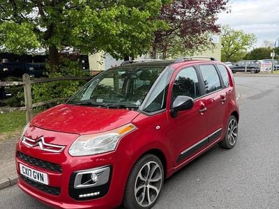 Used Citroën C3 Picasso Platinum 2017 Red MPV