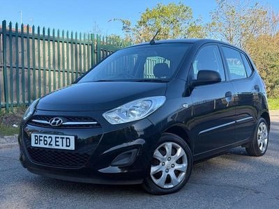 Usado Hyundai i10 Classic 85 HP (62 kW) 2012 Preto Citadino