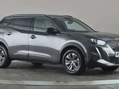 Begagnad Peugeot 2008 Active+ 101 HK (74 kW) 2023 Grå SUV