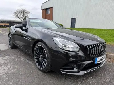 Käytetty Mercedes SLC180 AMG line 2017 Musta Avoauto