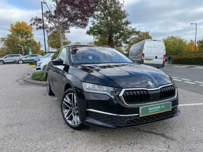 Usado Skoda Octavia SE L 110 CV (80 kW) 2025 Negro Familiar