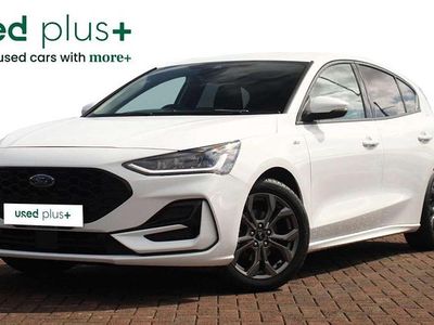 Used Ford Focus ST-Line 2022 White Hatchback