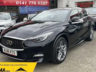 Used Infiniti Q30 Sport Tech 109 HP (80 kW) 2016 Black Hatchback
