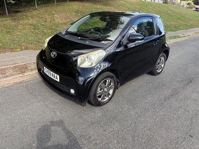 Toyota iQ