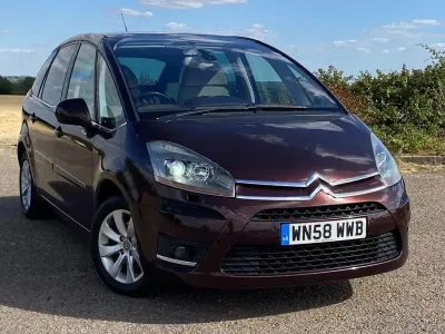 Used Citroën C4 Picasso Exclusive 2009 Red MPV