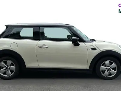 Used Mini Cooper Classic 136 HP (100 kW) 2019 White Hatchback