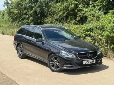 Used Mercedes E220 SE 170 HP (125 kW) 2014 Black Estate