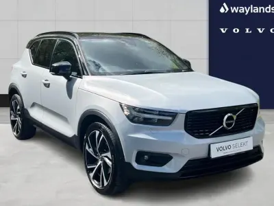 Usado Volvo XC40 R-Design Pro 2021 Plateado SUV