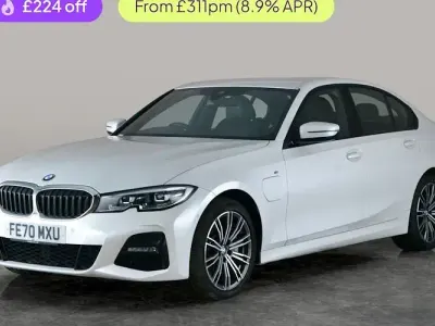 Begagnad BMW 330e M Sport 292 HK (214 kW) 2020 Vit Sedan