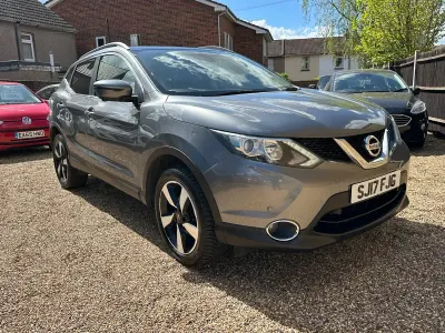 Used Nissan Qashqai N-Connecta 2017 Grey SUV