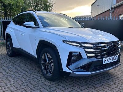 White Used 2024 Hyundai Tucson Premium SUV | £26,548 (Good price)