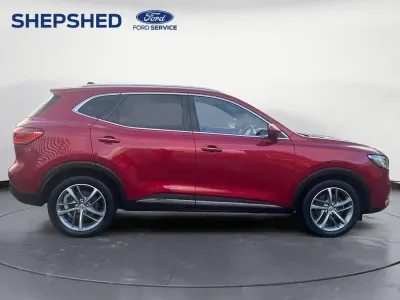 Used MG HS 162 HP (119 kW) 2021 Red SUV