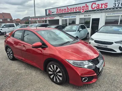 Used Honda Civic SE Plus 142 HP (104 kW) 2017 Red Hatchback