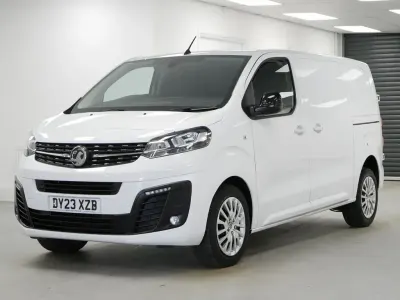 Used Vauxhall Vivaro Edition 100 HP (73 kW) 2023 White MPV