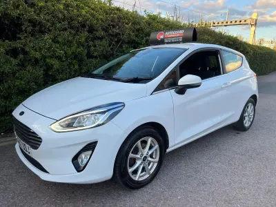 Used Ford Fiesta Zetec 2017 White Hatchback