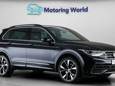 Used VW Tiguan R-line 245 HP (180 kW) 2023 Black SUV