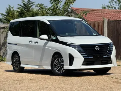 Used Nissan Serena 2024 White MPV